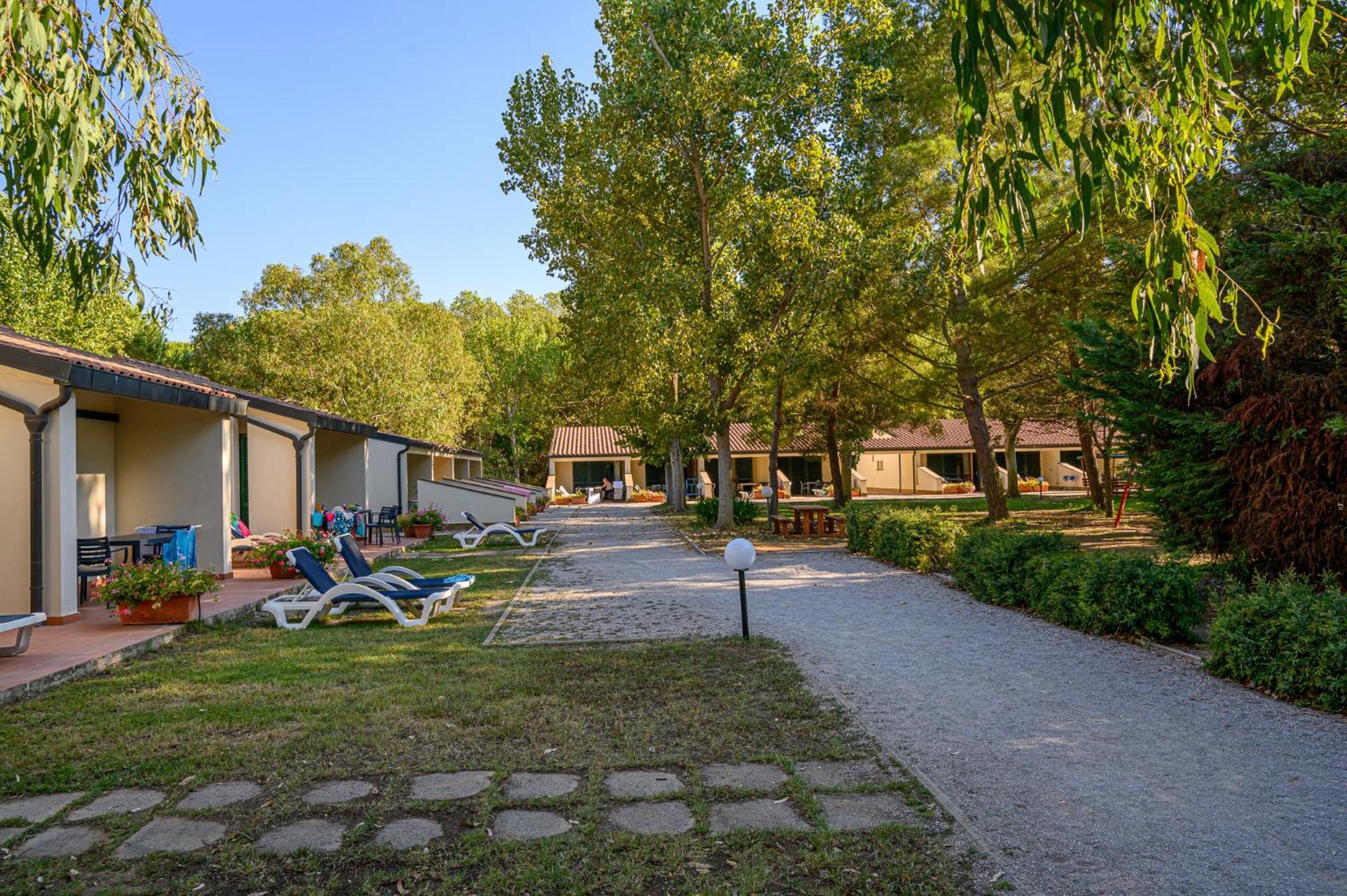 Ghiacci Vecchi Residence Venturina Terme Exterior photo